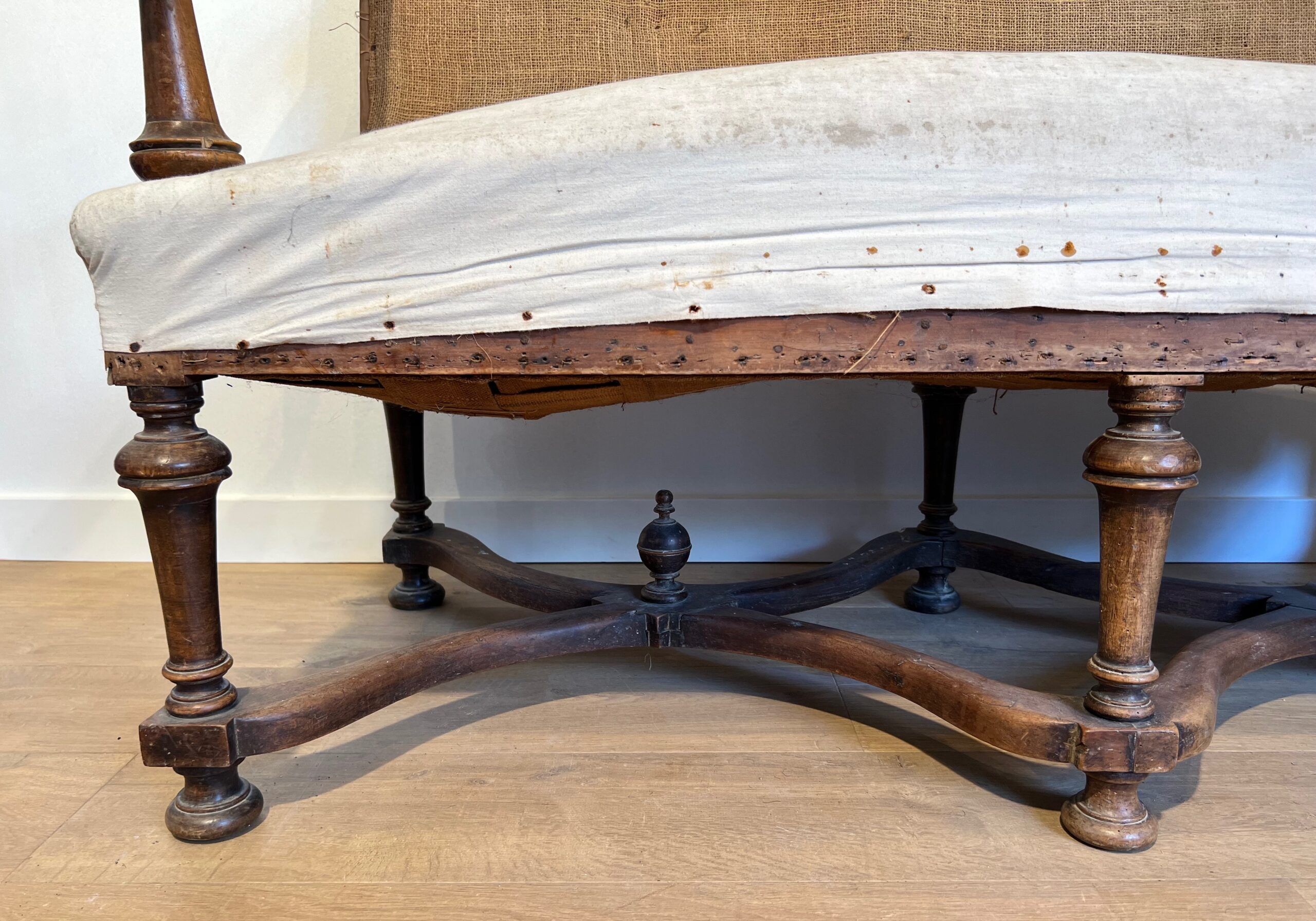 Louis XIII Style High-Backed Walnut Sofa - Image 9