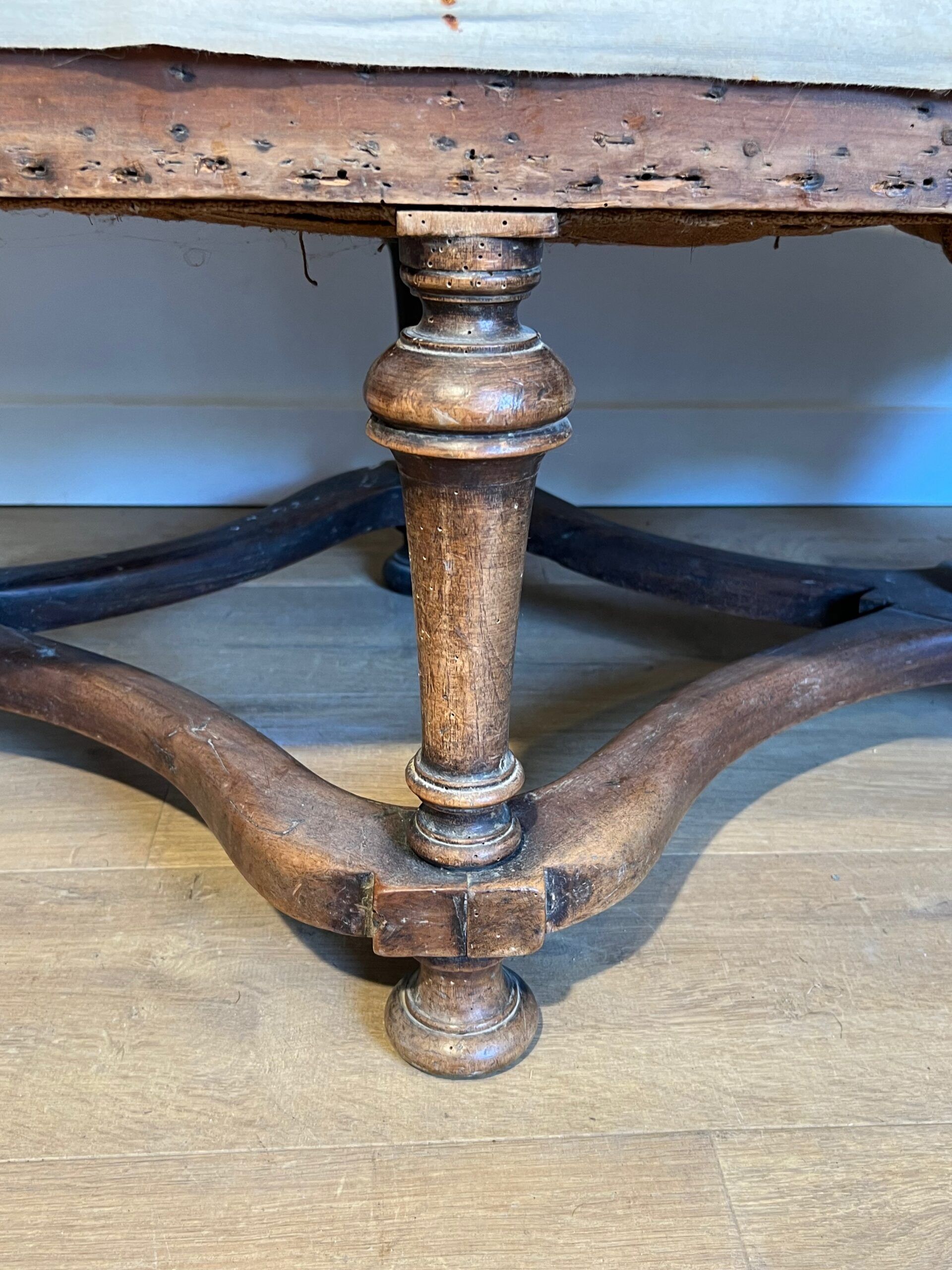 Louis XIII Style High-Backed Walnut Sofa - Image 20