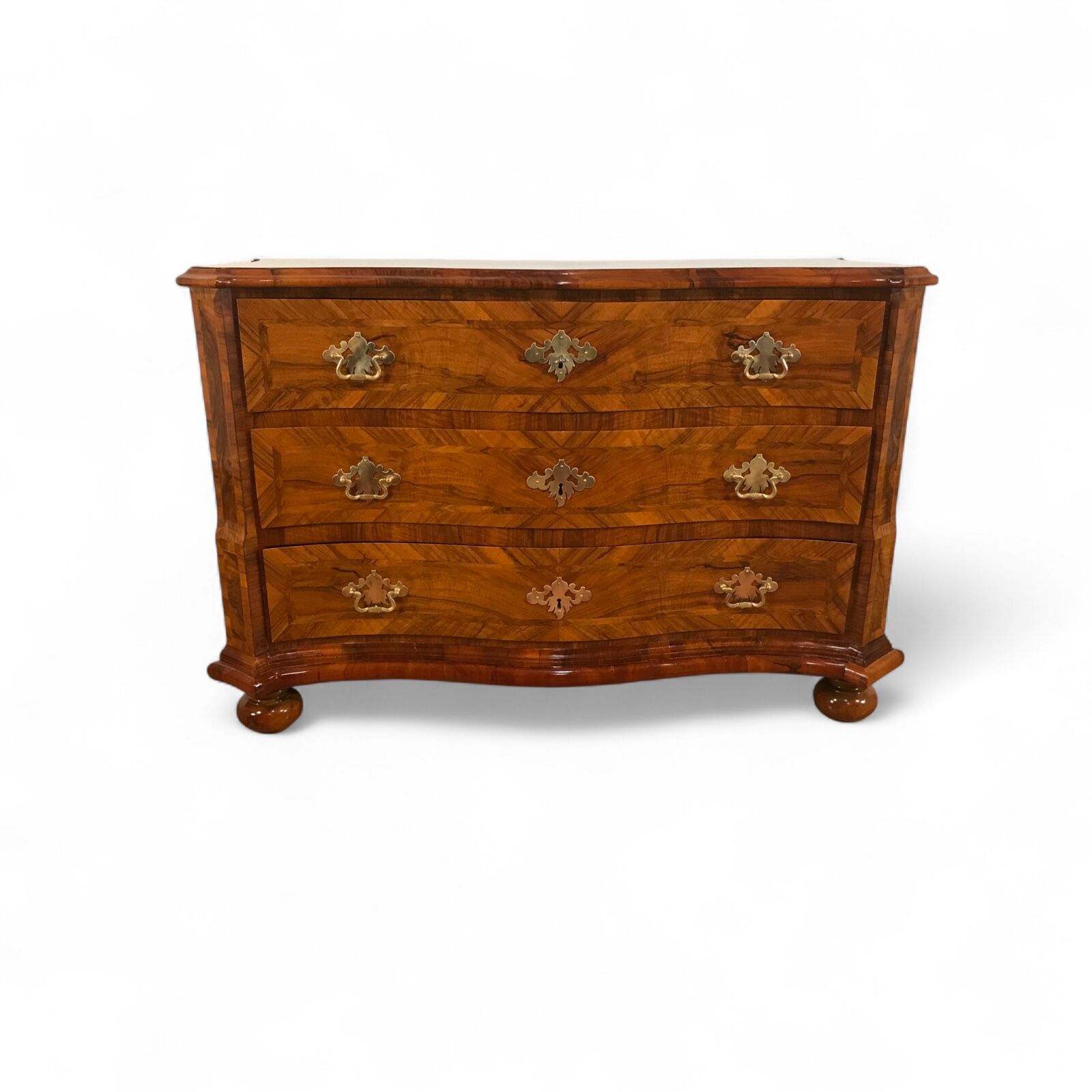 Exquisite German Baroque Chest of drawers with beautiful walnut veneer decor- Styylish