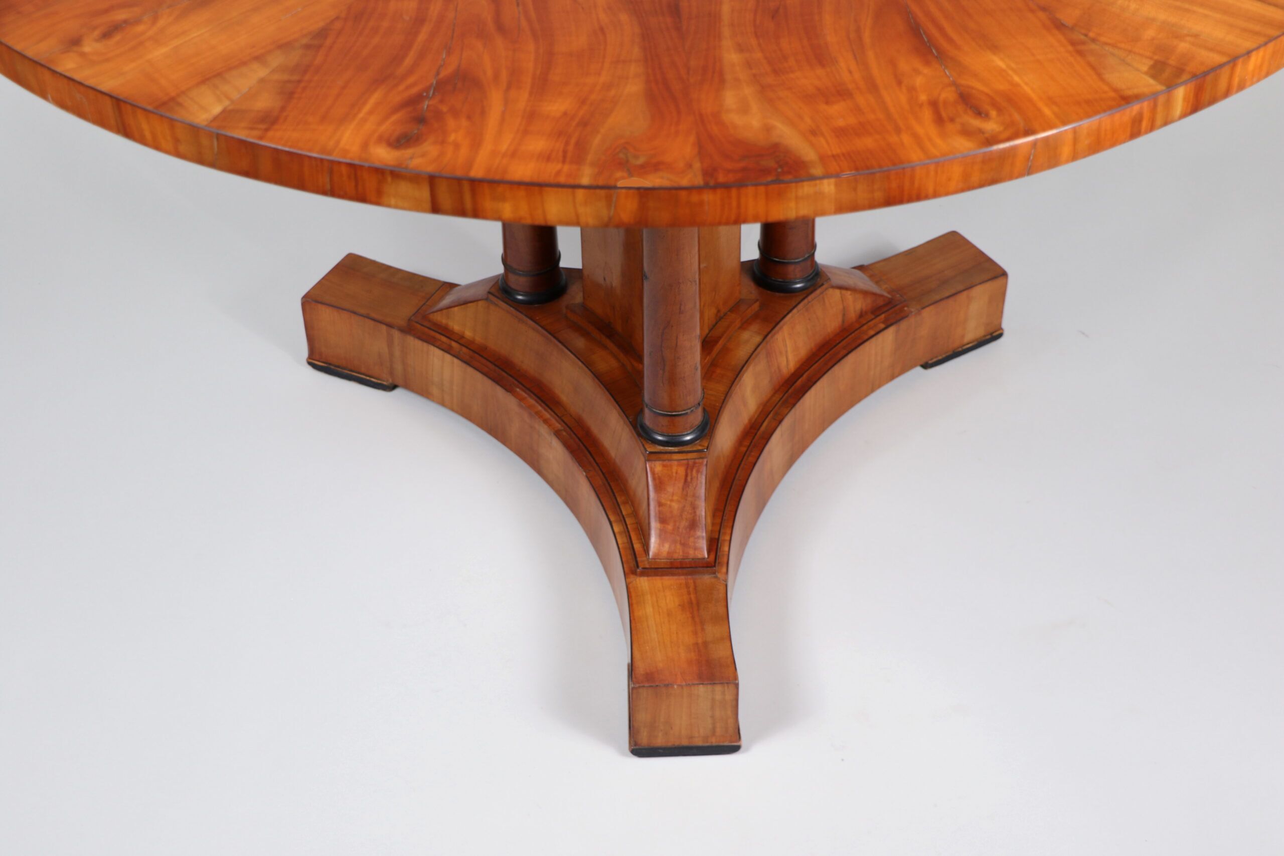 Viennese Biedermeier Cherry Table, Vienna, c. 1825. - Image 5