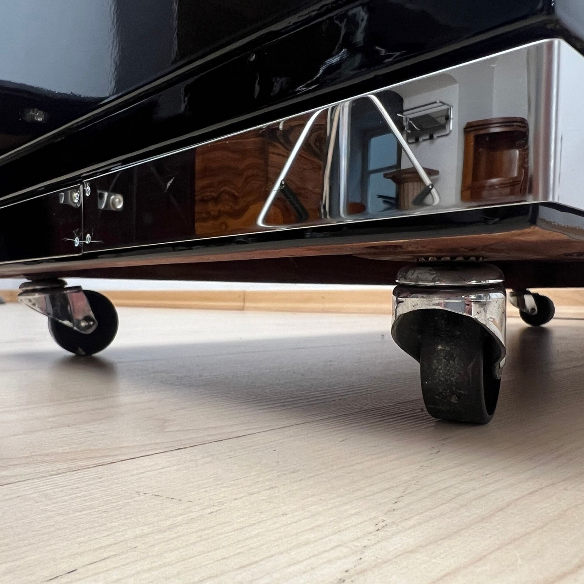 French Art Deco Bar Cart, Black Lacquer, France circa 1930 - Image 20