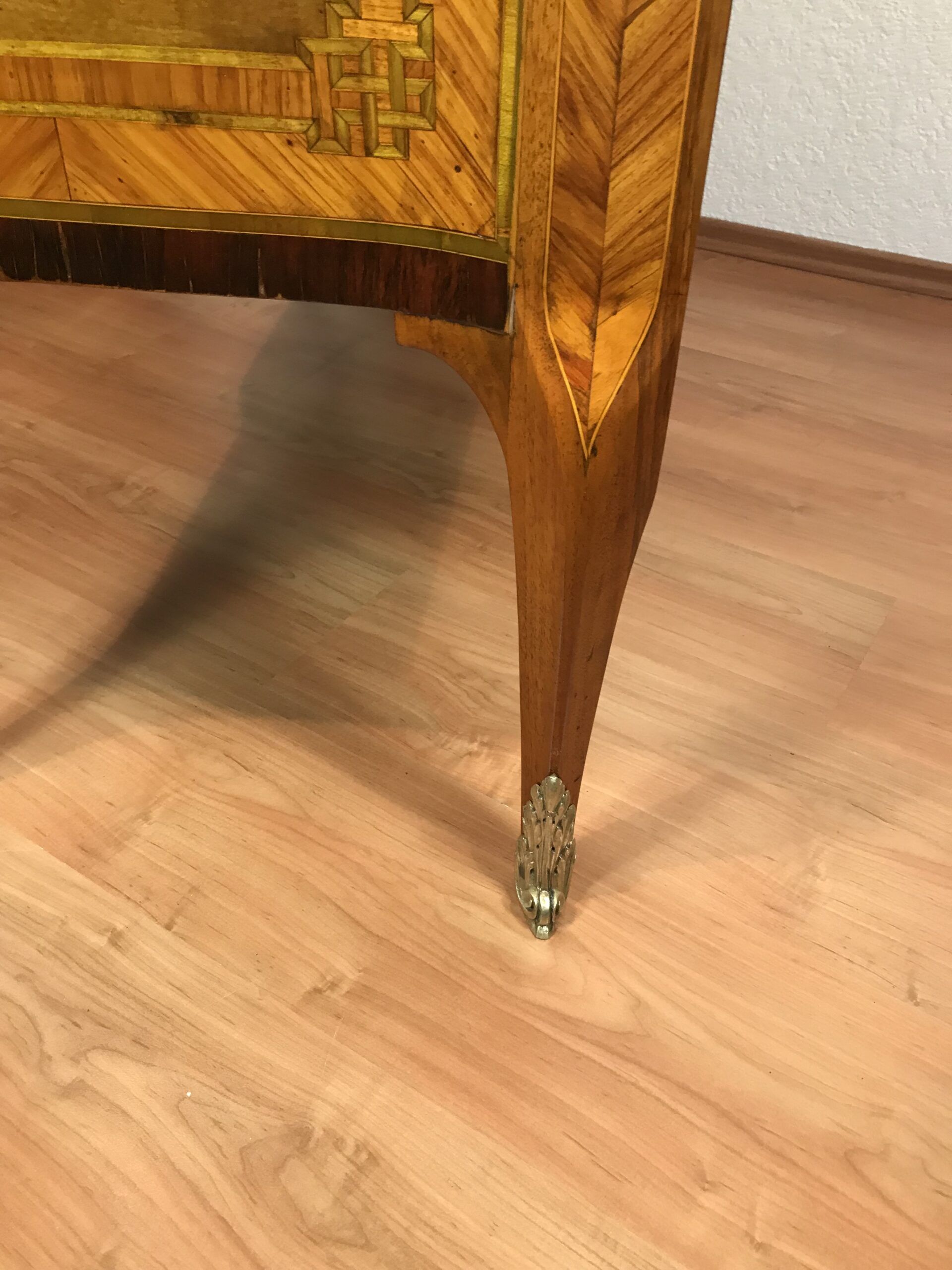 French Louis XV Transition Dresser, 1770-1800 - Image 9