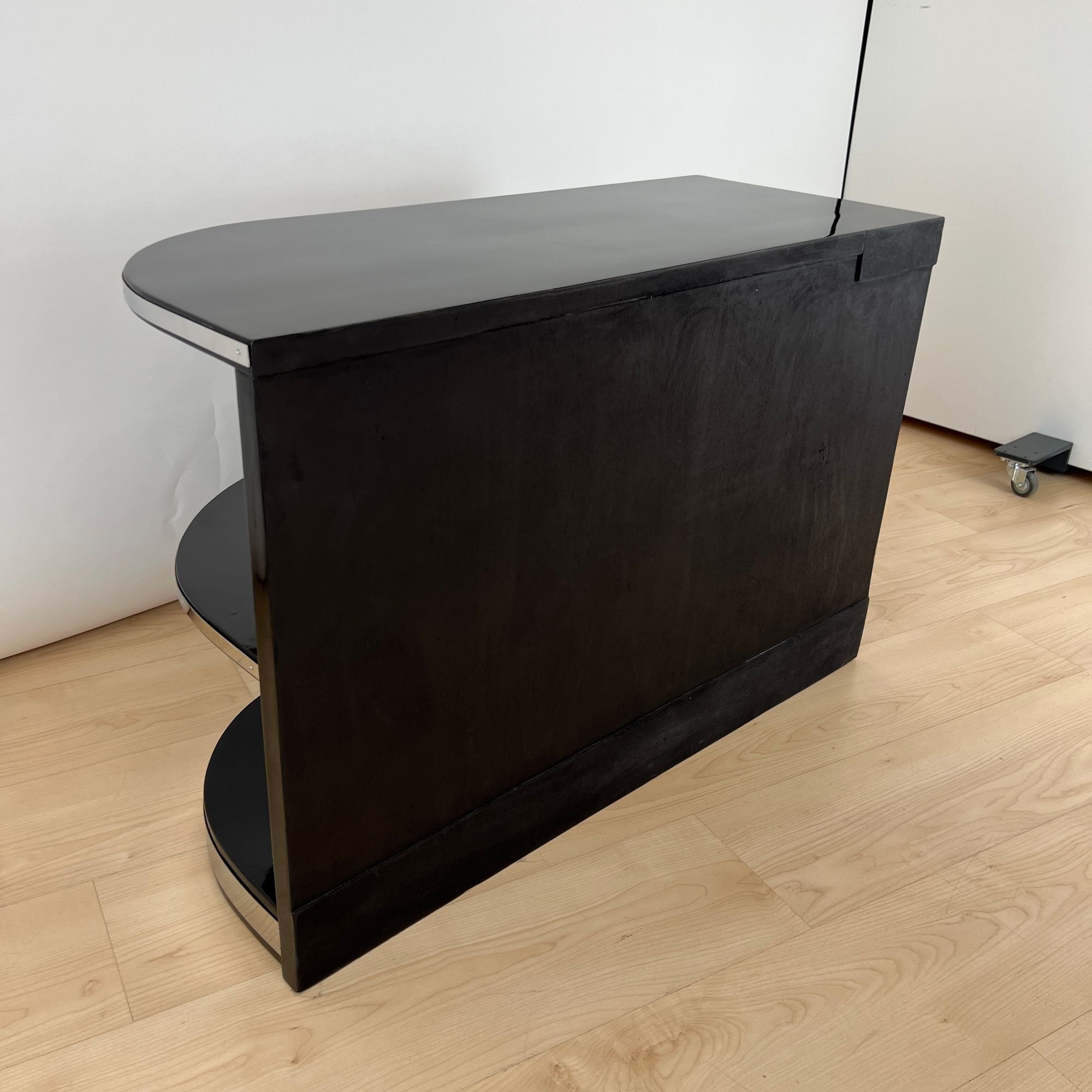 Art Deco Lowboard, Black Lacquer, France circa 1930 - Image 19