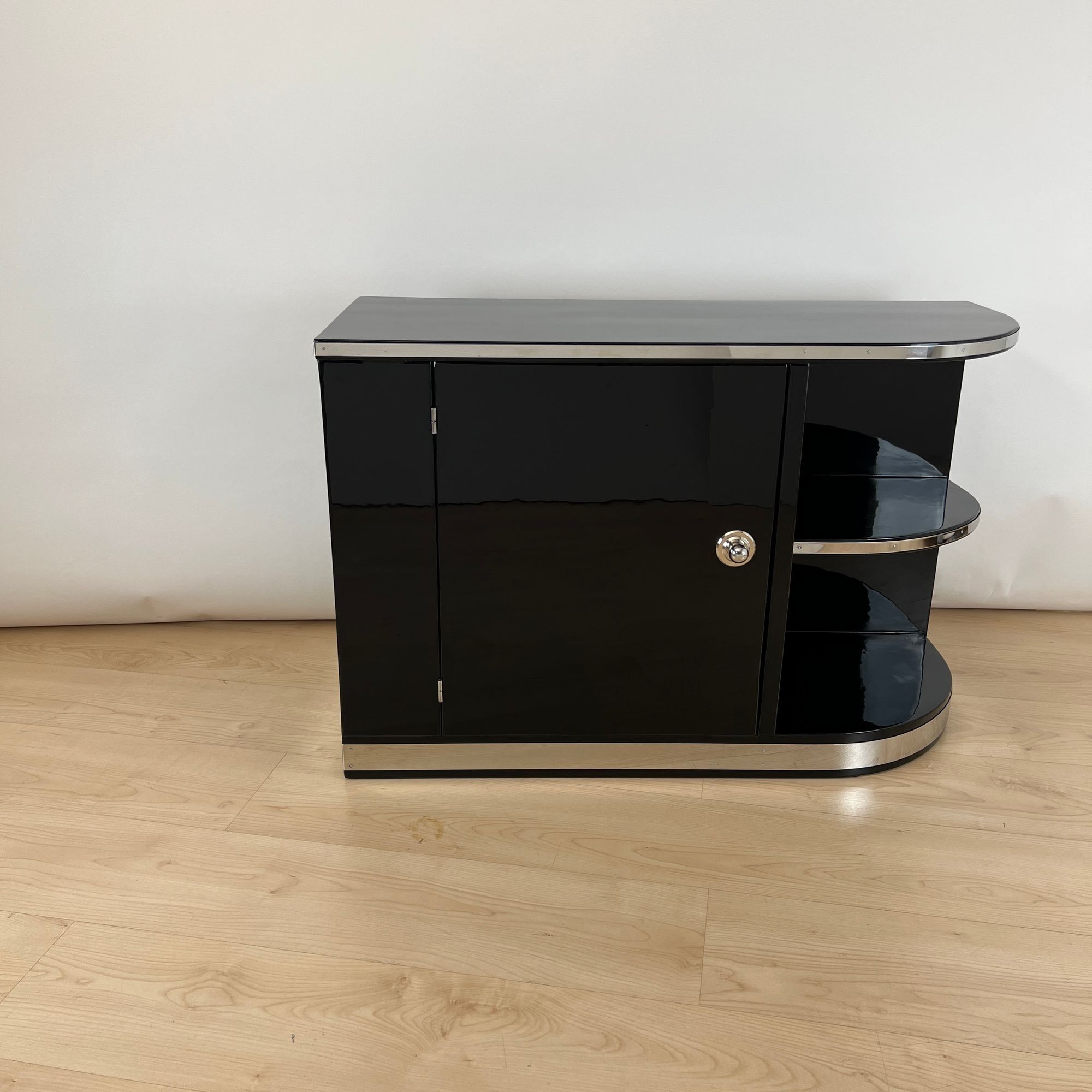 Art Deco Lowboard, Black Lacquer, France circa 1930 - Image 3