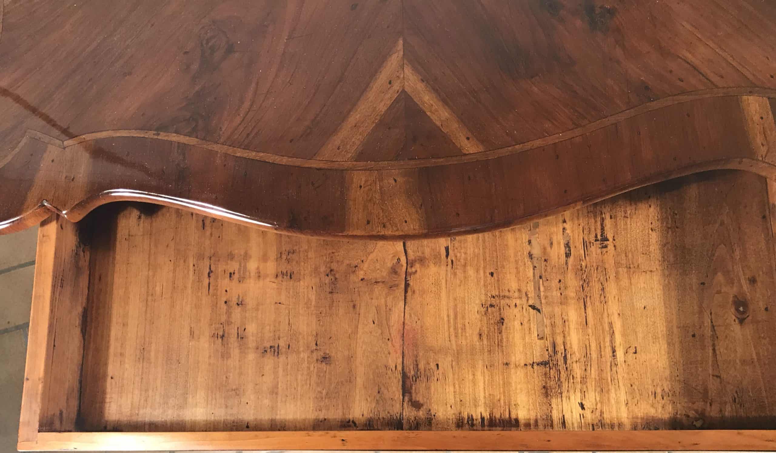 Pair of Console Tables, Italy 18th century, Walnut - Image 6