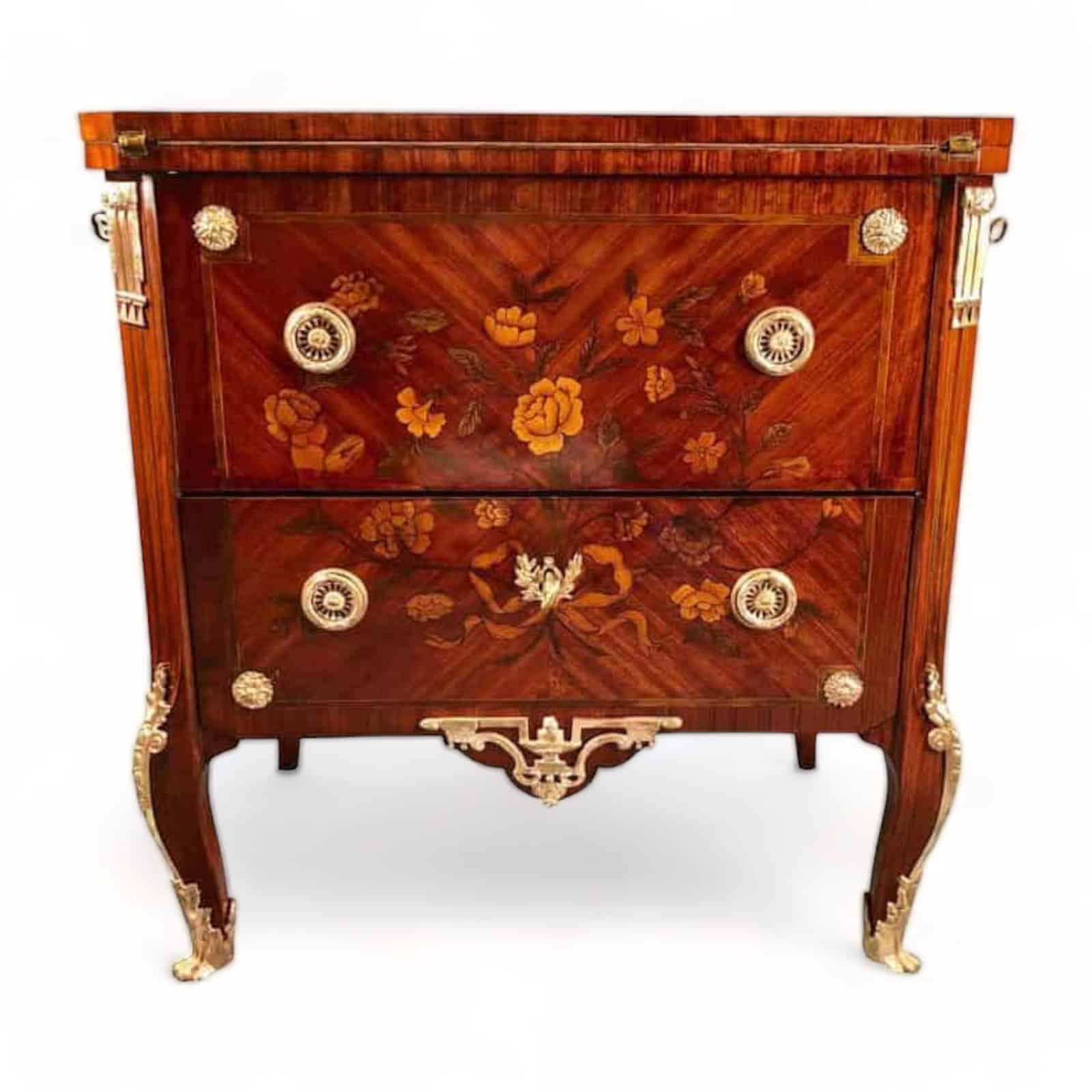 French transformation commode- styylish
