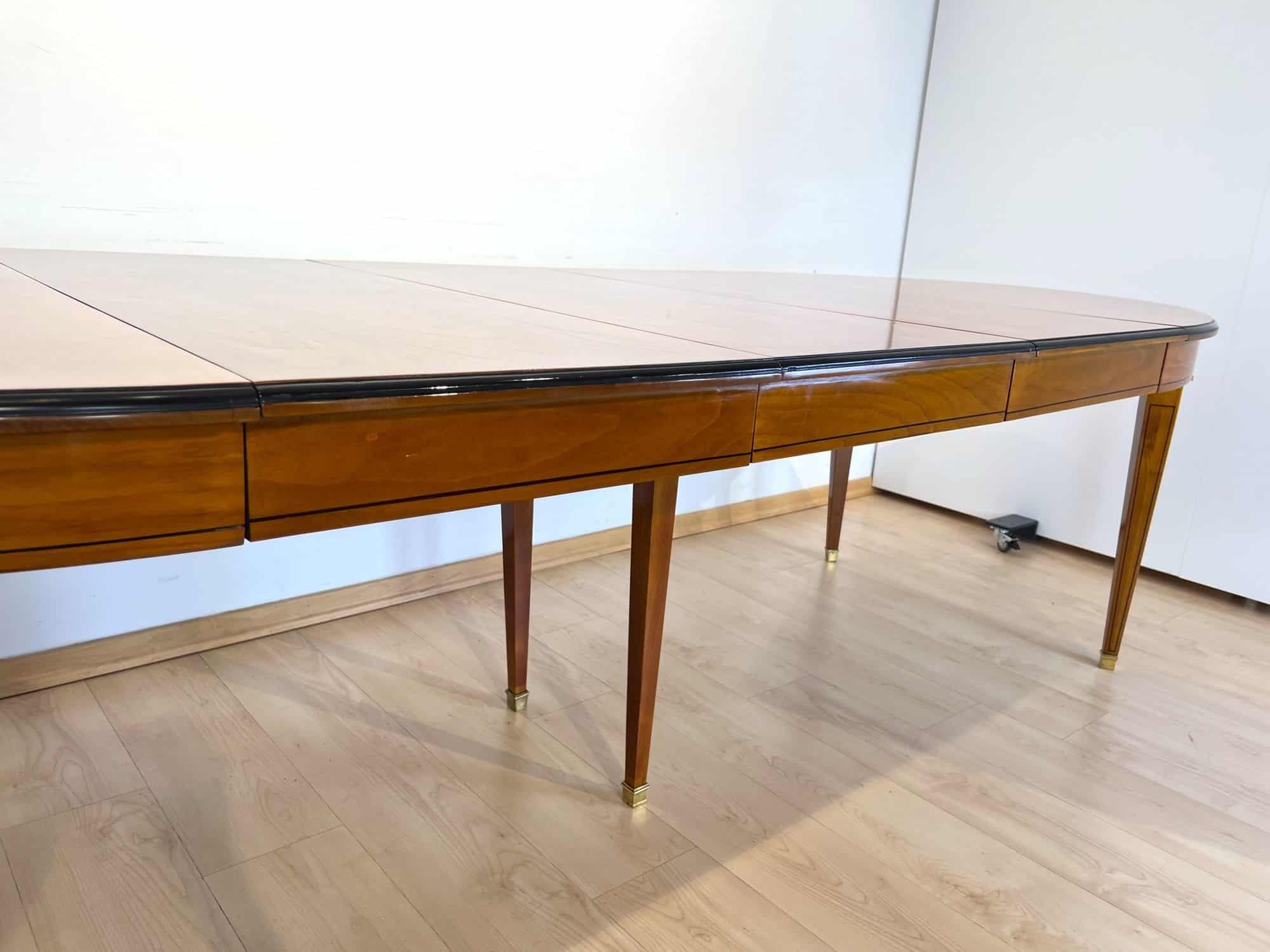 Biedermeier Dining Room Table - Side - Styylish