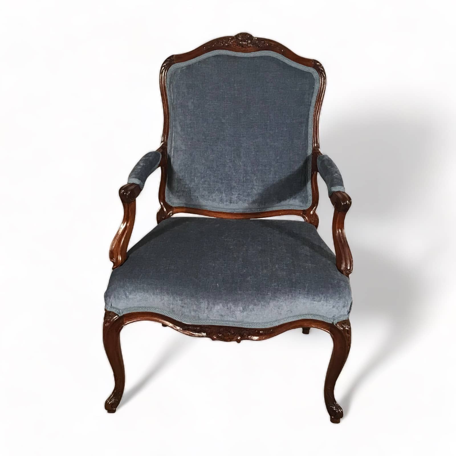 Baroque Armchair- front view- Styylish