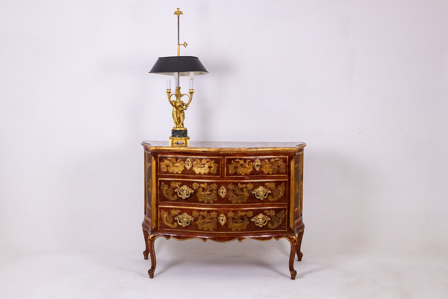 Venetian Louis XV Style Chest - Front with Lamp - Styylish