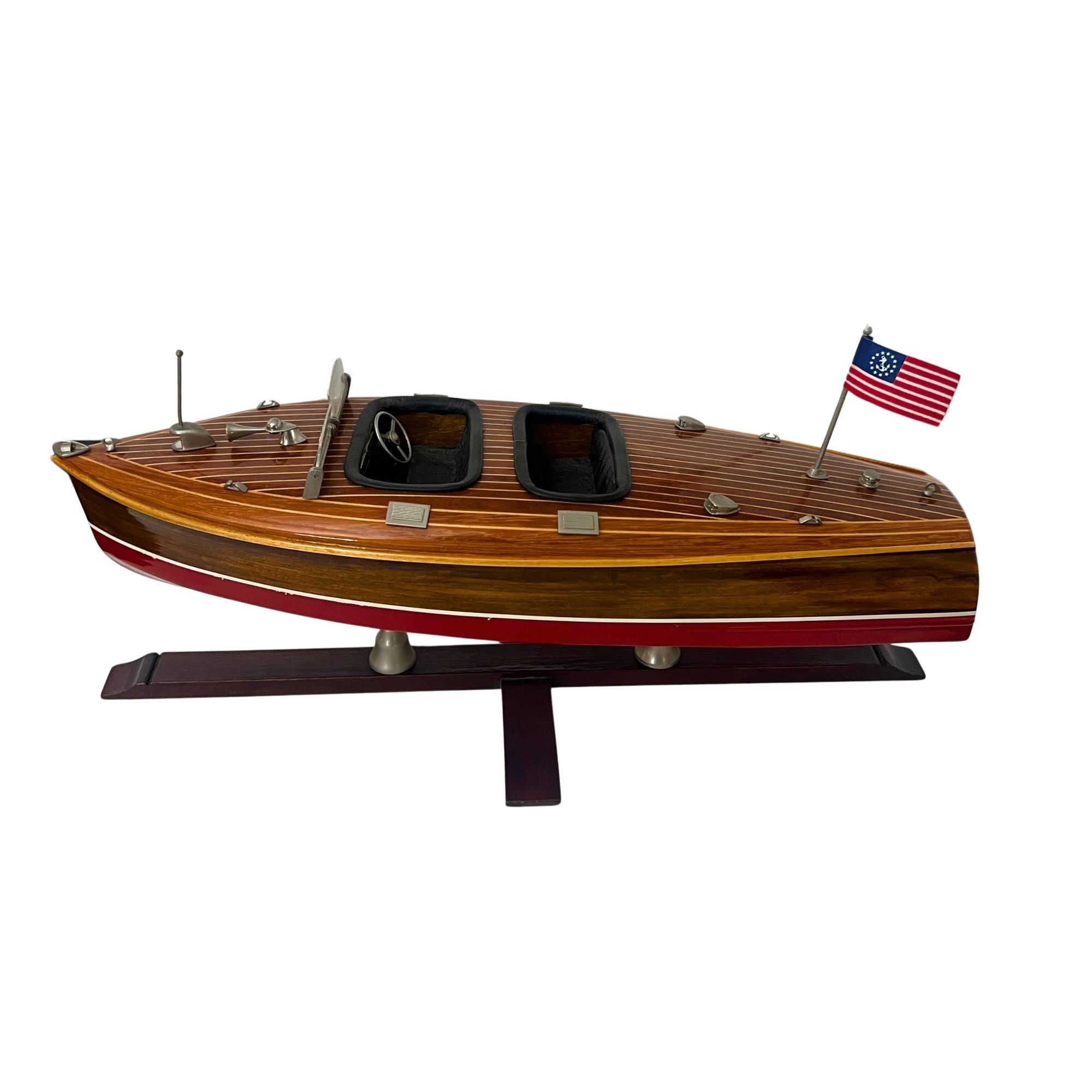 Miniature Motorboat - Styylish