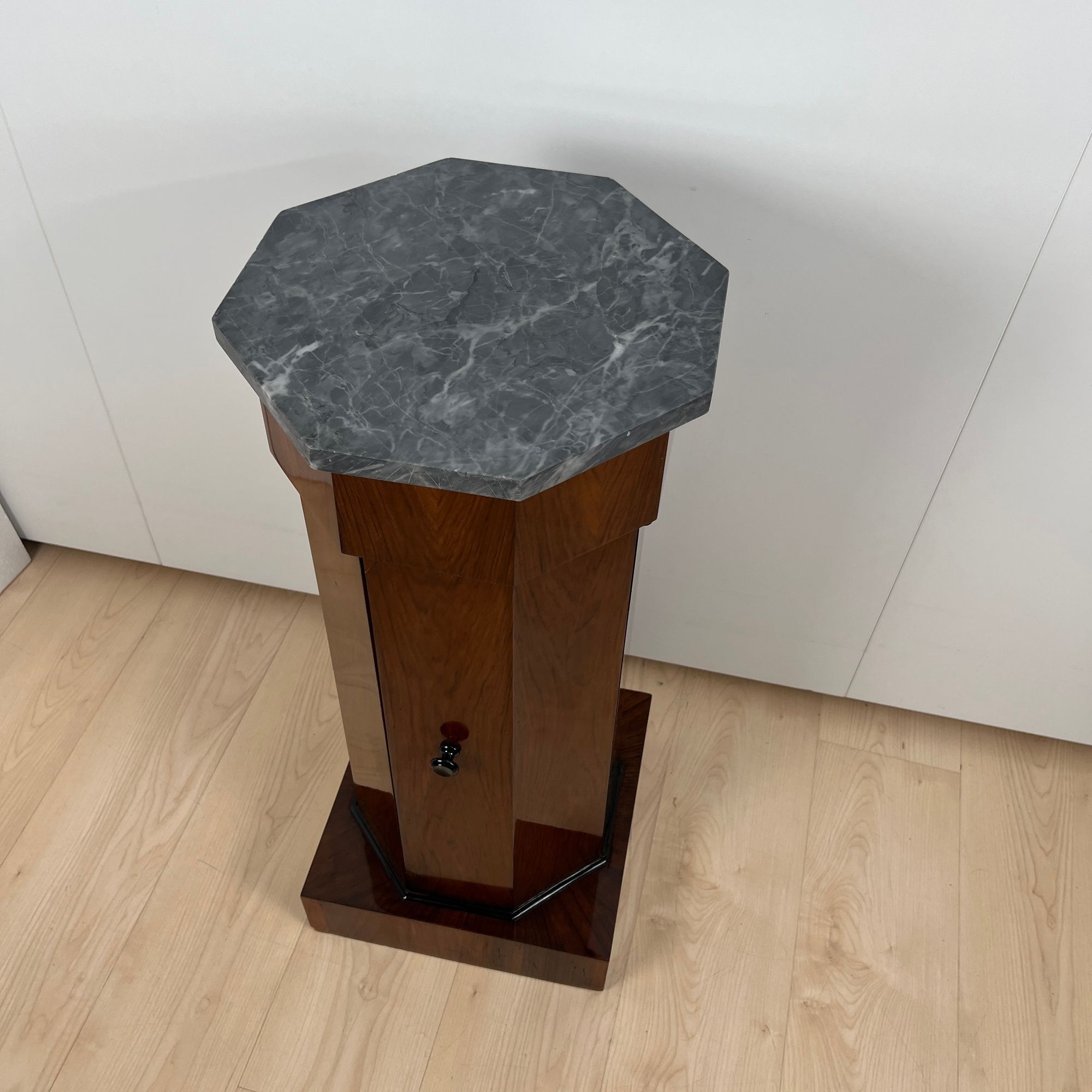 Biedermeier Drum Cabinet - top - Styylish