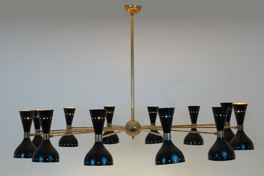 24-Light Diabolo Chandelier in patinated brass and black lacquer - Image 2