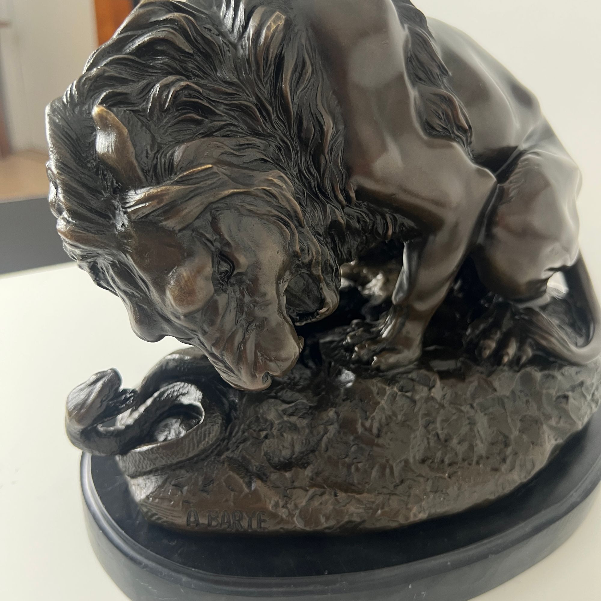 Bronze Figure: Lion Fighting a Snake, After A. Barye, France, 20th Century. - Image 2