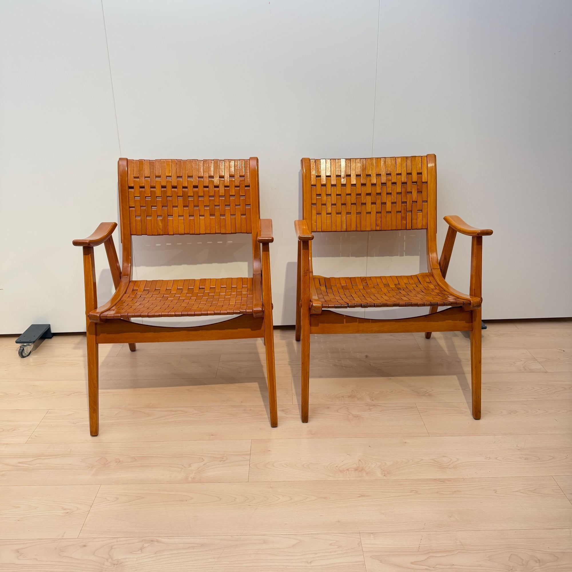 Pair of Midcentury Armchairs by Gelenka, Germany circa 1950 - Image 3