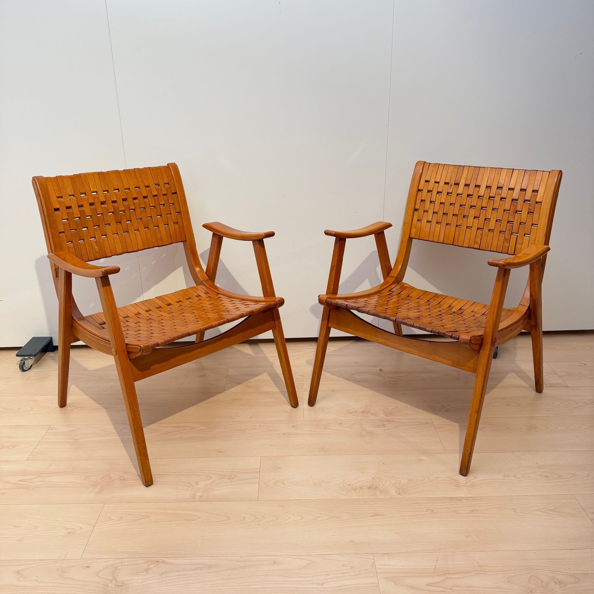 Pair of Midcentury Armchairs by Gelenka, Germany circa 1950 - Image 5