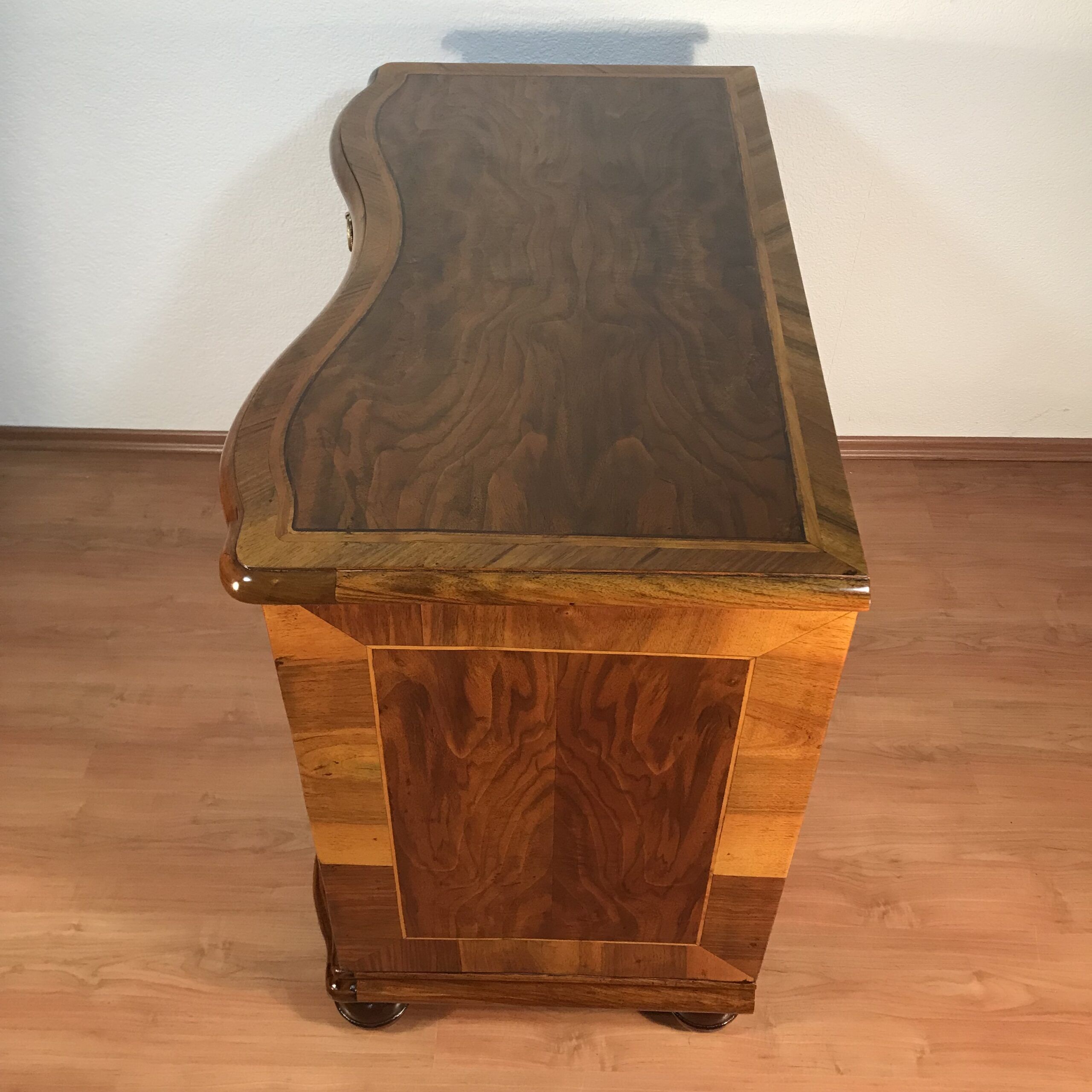 German Baroque Walnut Chest of Drawers, Germany 1750 - Image 10
