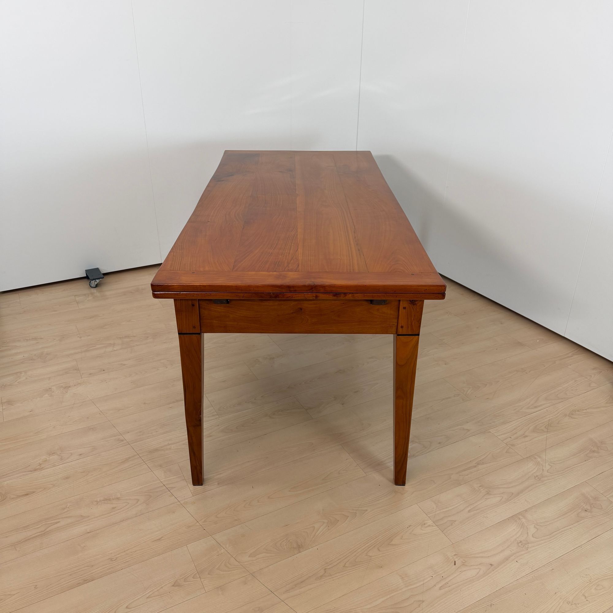Biedermeier Extendable Dining Table, Cherry Wood, France, circa 1820 - Image 14