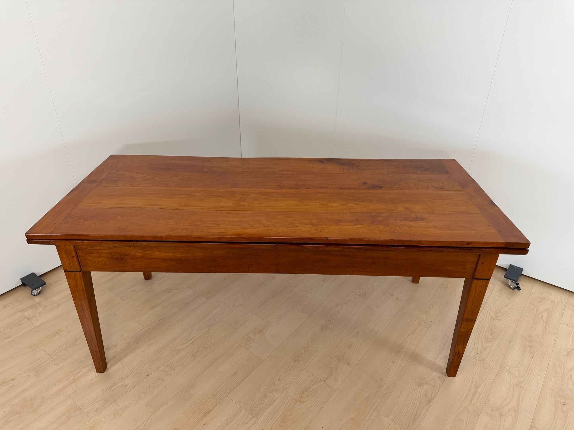 Biedermeier Extendable Dining Table, Cherry Wood, France, circa 1820 - Image 3