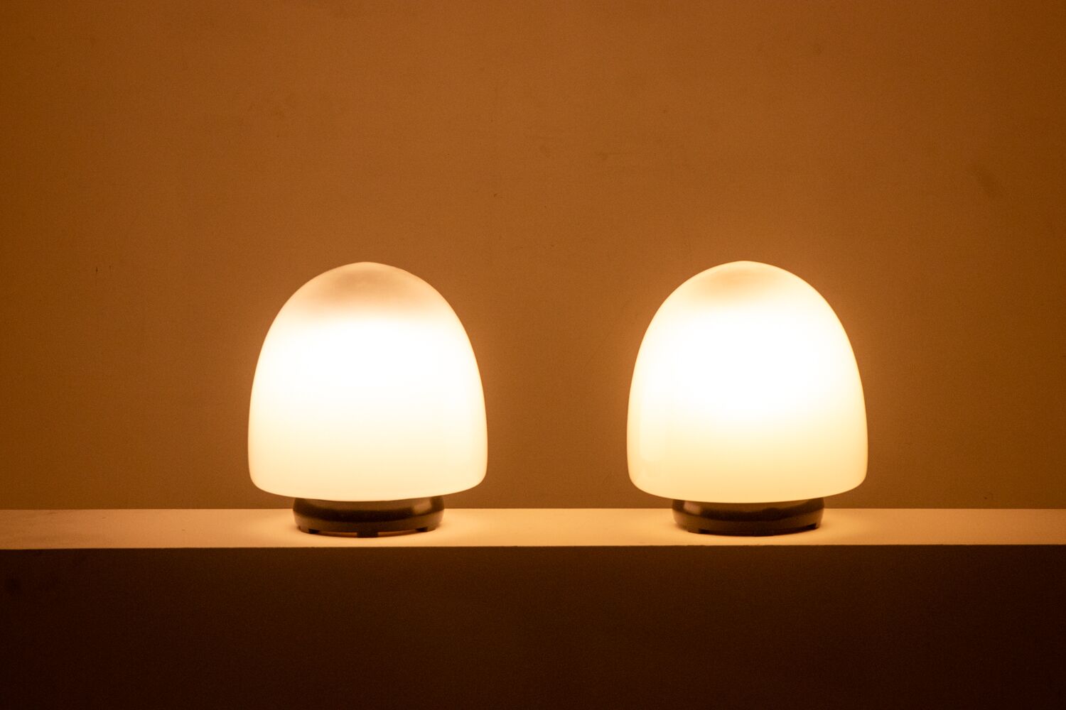 Leucos Egg-shaped Lamps, Pair, Italy, 1960s - Image 2