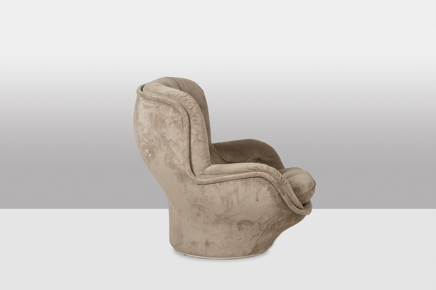 Michel Cadestin Velvet Armchair for Airborne, “Karate,” circa 1970 - Image 3