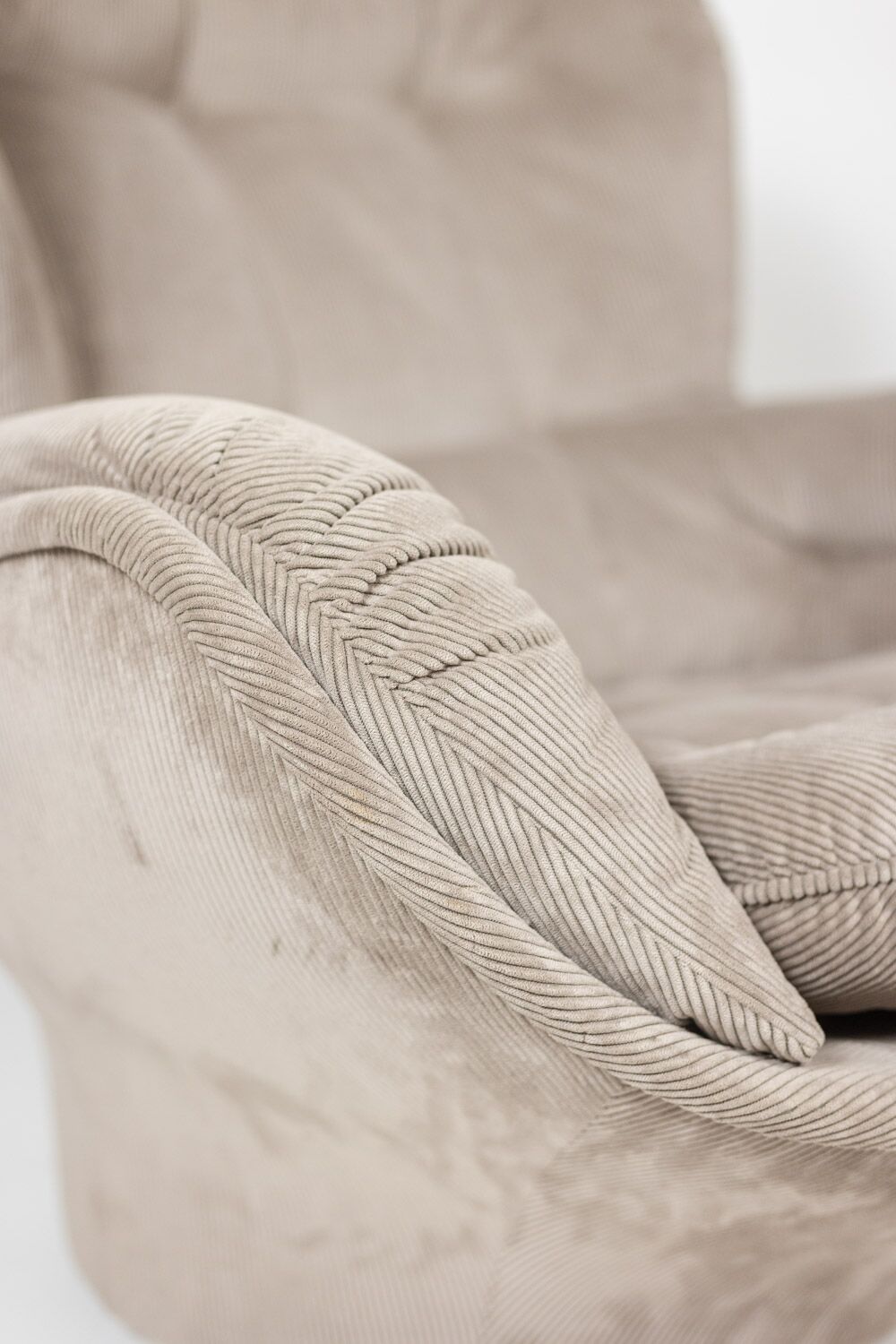 Michel Cadestin Velvet Armchair for Airborne, “Karate,” circa 1970 - Image 8