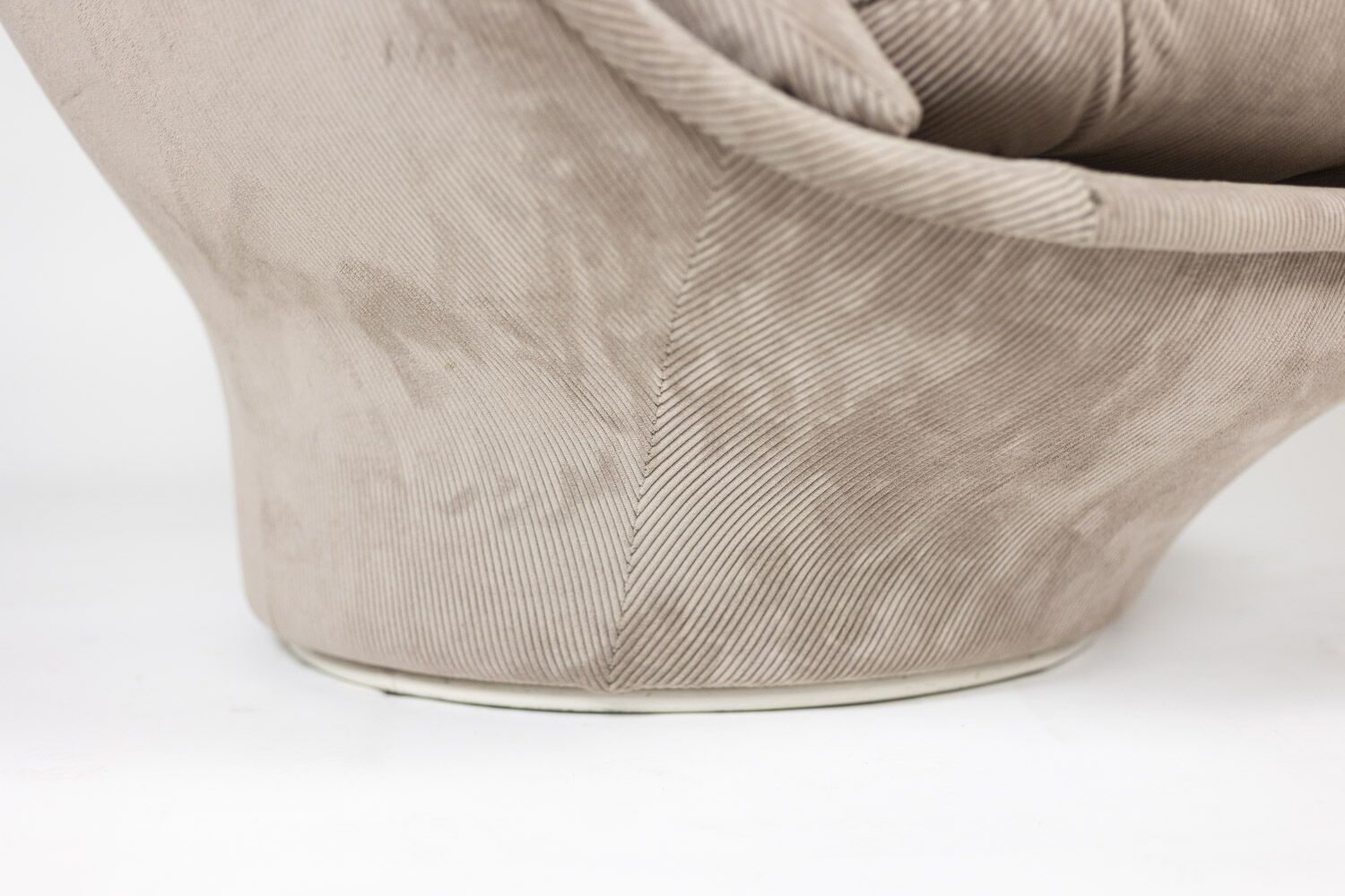 Michel Cadestin Velvet Armchair for Airborne, “Karate,” circa 1970 - Image 9